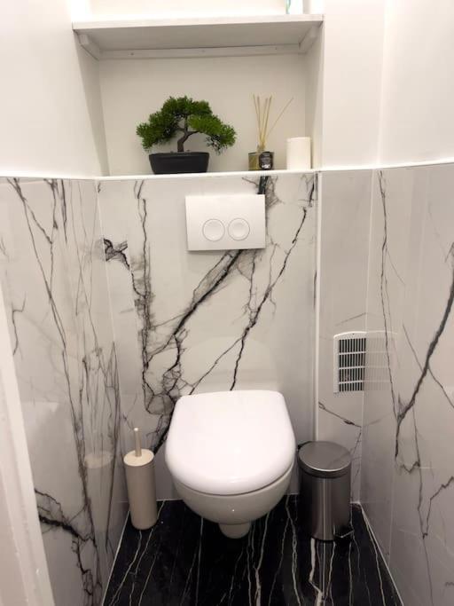 Magnifique Appartement De 4 Chambres 8 Personnes Max A 20 Minutes De Paris Antony Exterior foto